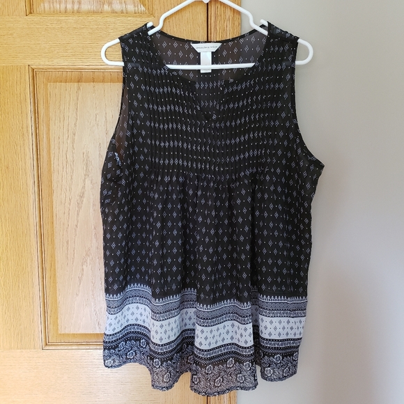 Christopher & Banks Tops - Christopher and Banks Sleeveless Top